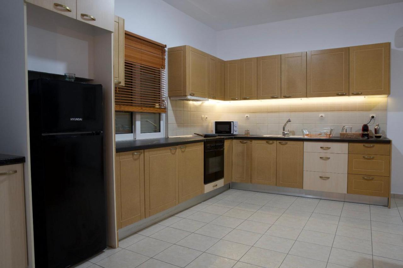 Grand House Apartment อายิโอสนิโกลาโอส ภายนอก รูปภาพ
