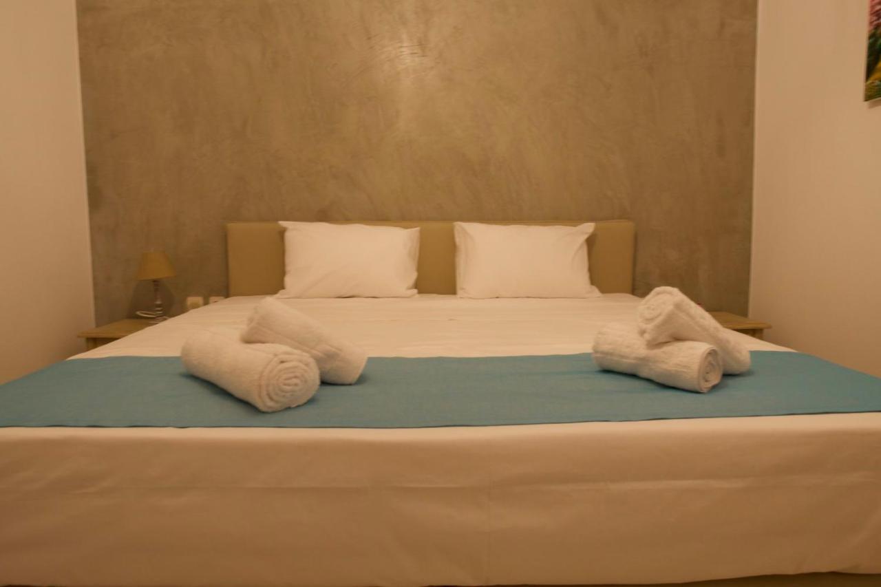 Grand House Apartment อายิโอสนิโกลาโอส ภายนอก รูปภาพ