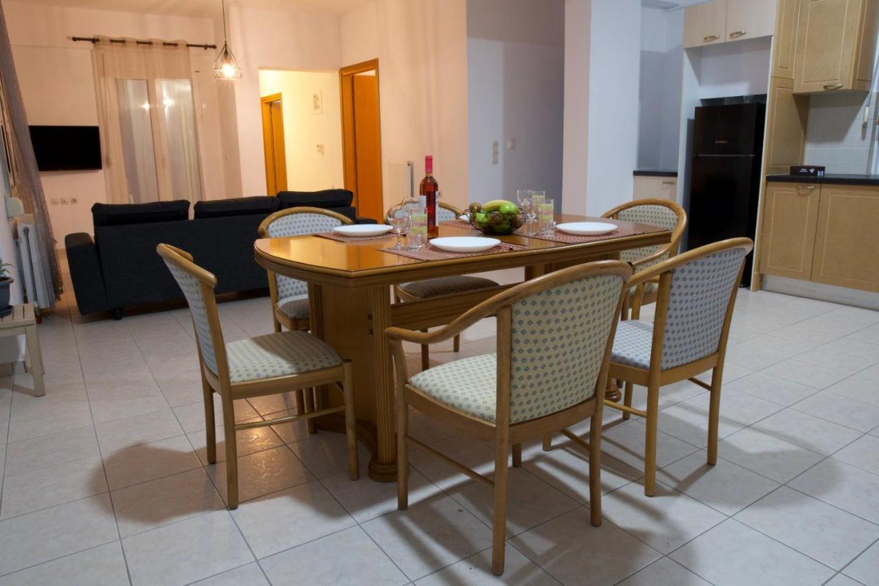 Grand House Apartment อายิโอสนิโกลาโอส ภายนอก รูปภาพ